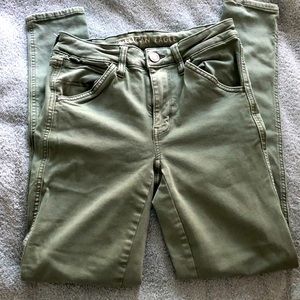 American Eagle 4 stretchy hi-rise green jeggings pants